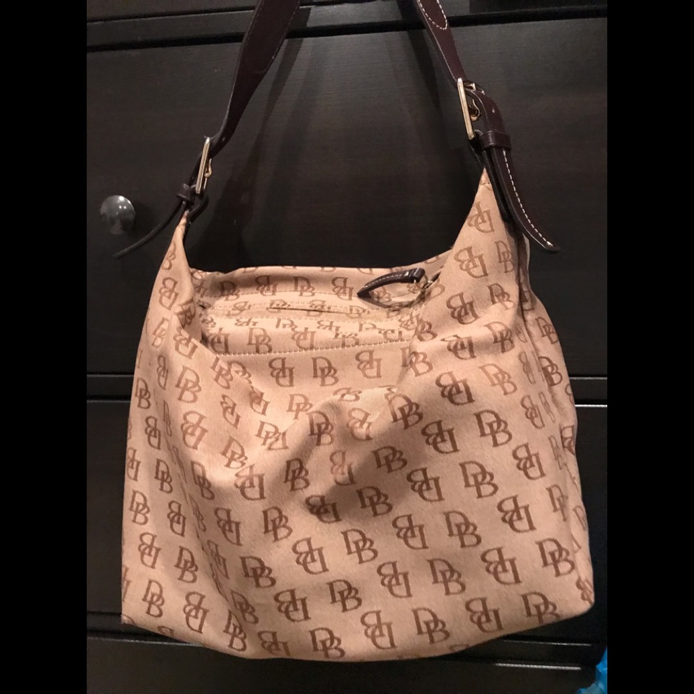 DOONEY & BOURKE Shoulder Sac